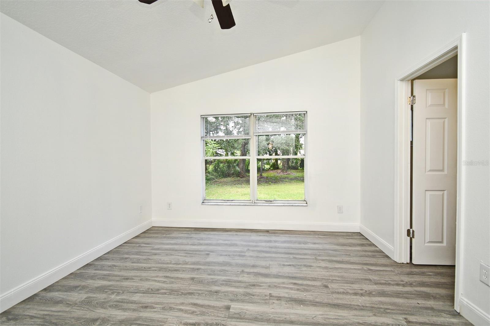 Image 5 of 9 For 1502 16th Street