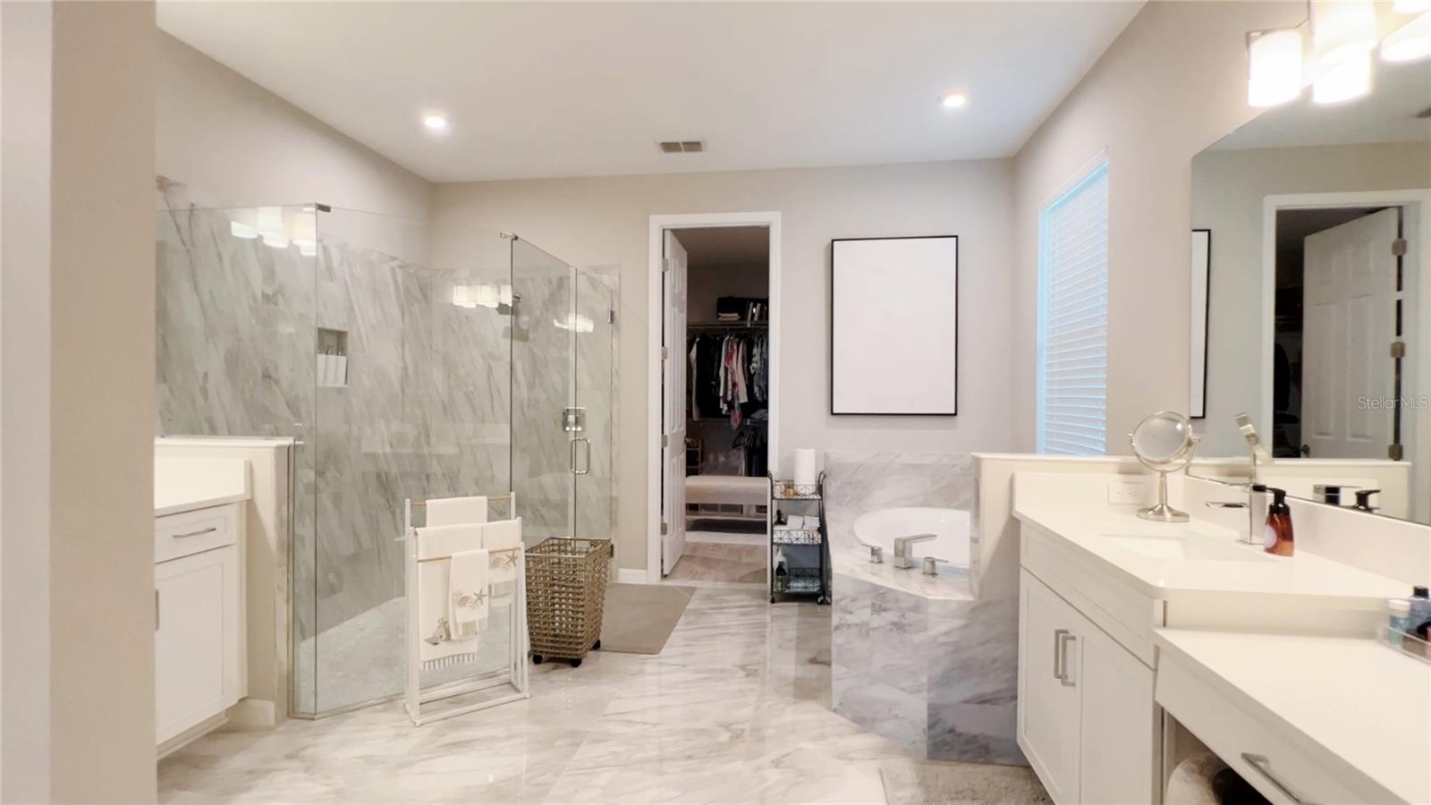 Image 18 of 53 For 3383 Current Avenue