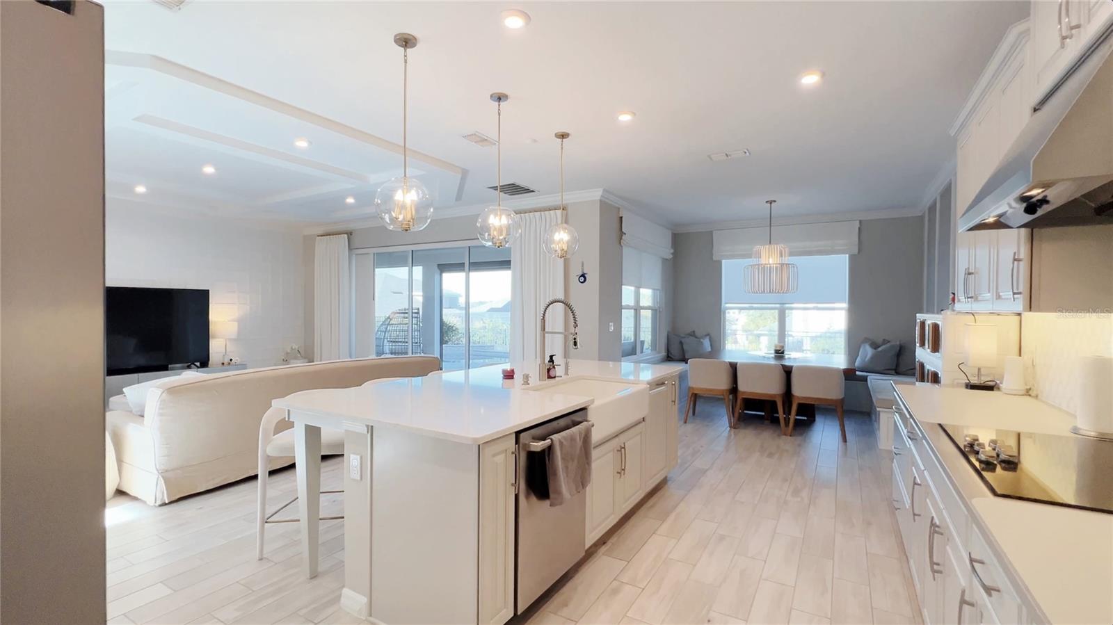 Image 7 of 53 For 3383 Current Avenue