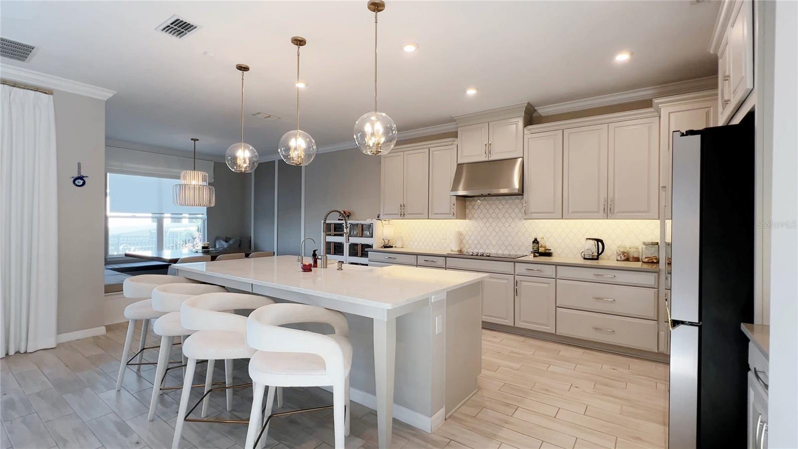 Image 8 of 53 For 3383 Current Avenue