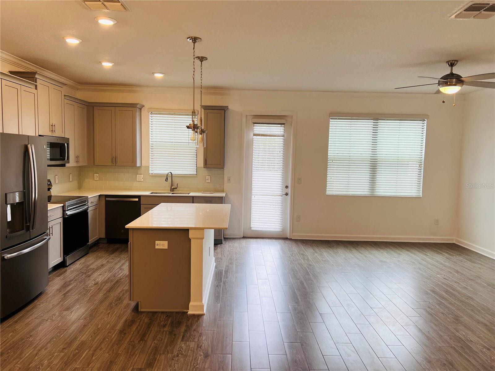 Image 4 of 27 For 11258 Whistling Pine Way