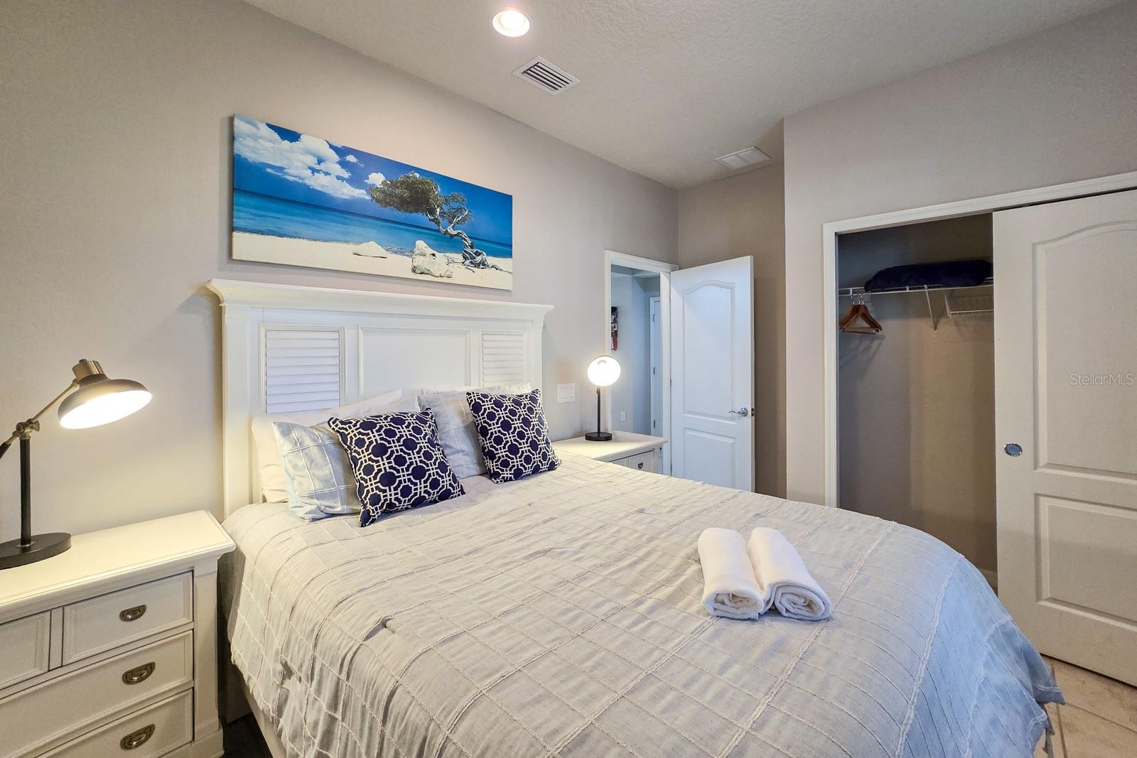 Image 11 of 46 For 2006 Majorca Drive