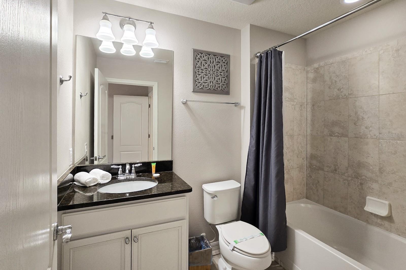 Image 25 of 46 For 2006 Majorca Drive