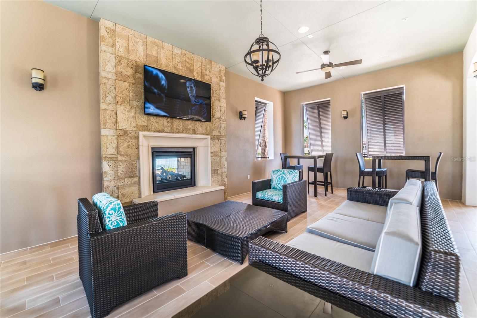 Image 36 of 46 For 2006 Majorca Drive