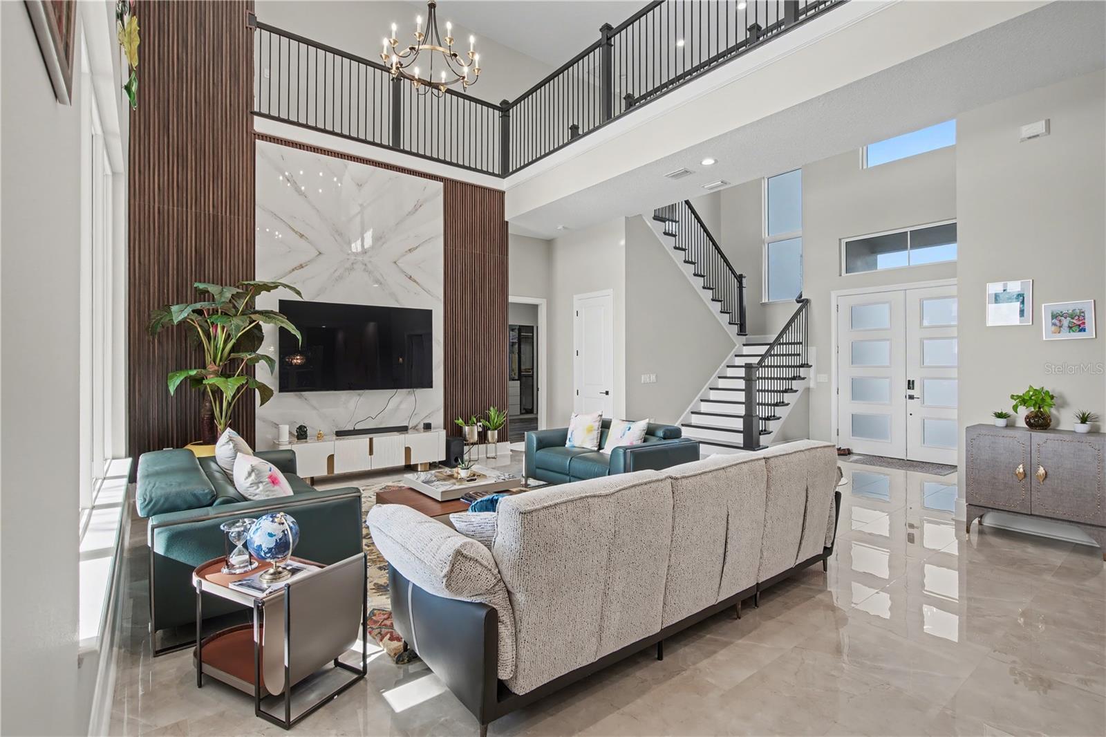 Image 6 of 40 For 17300 Pesce Loop