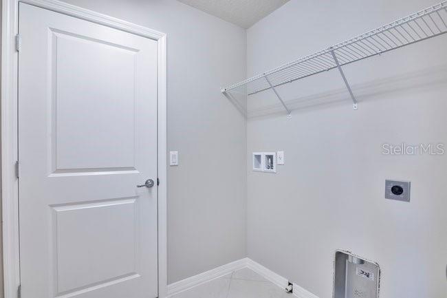 Image 25 of 44 For 7333 Duxbury Lane