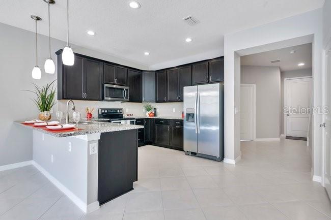 Image 4 of 44 For 7333 Duxbury Lane