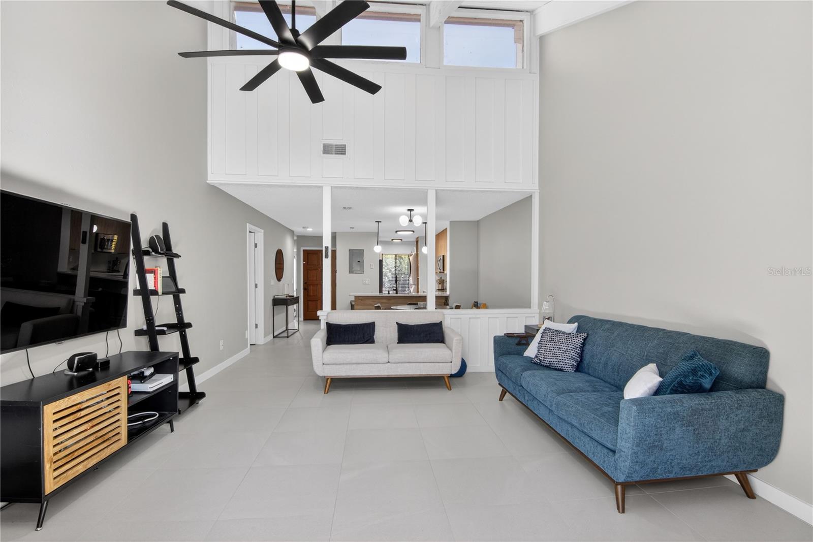 Image 15 of 48 For 5356 Burning Tree Drive D-07-2