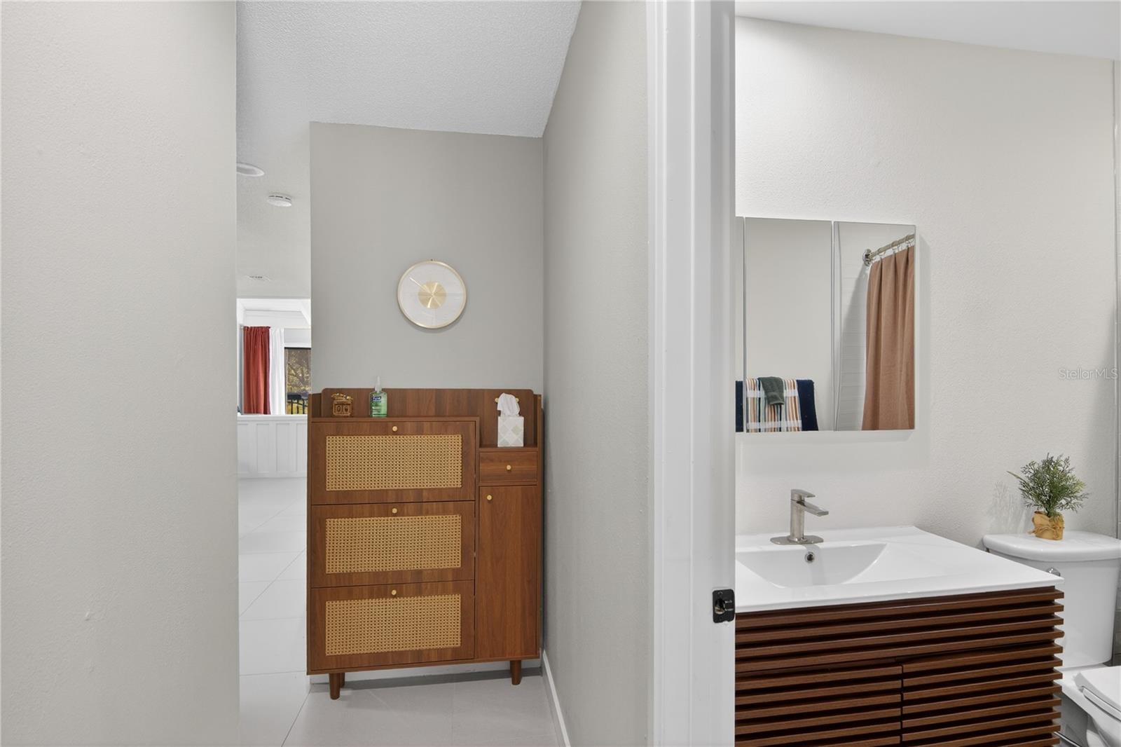 Image 28 of 48 For 5356 Burning Tree Drive D-07-2