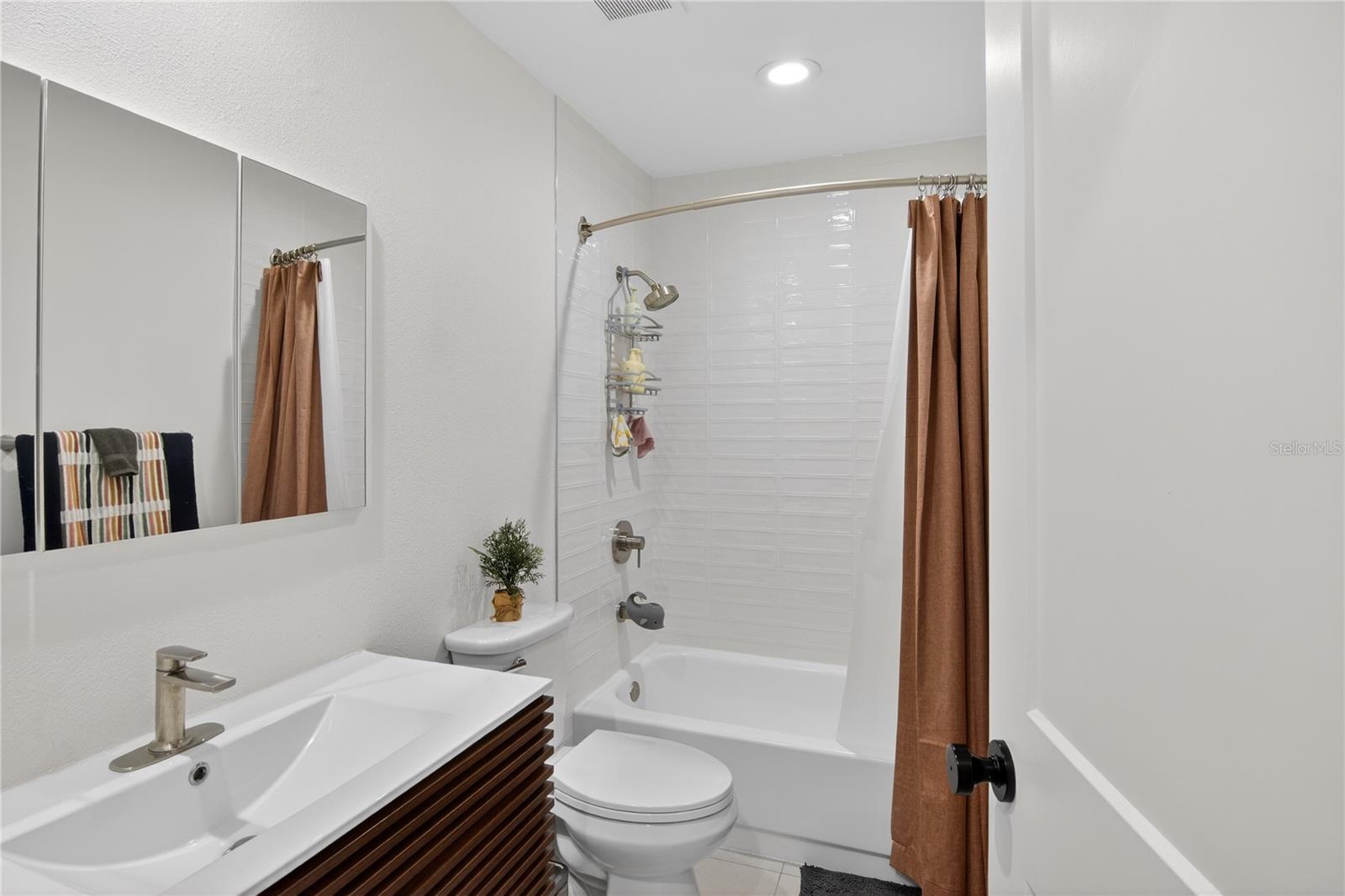 Image 29 of 48 For 5356 Burning Tree Drive D-07-2