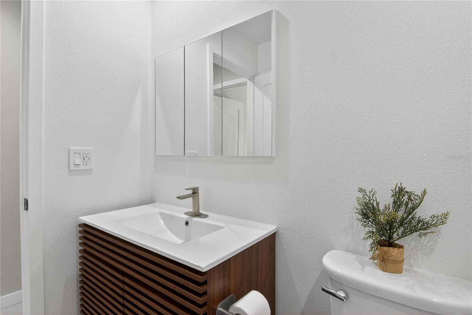 Image 30 of 48 For 5356 Burning Tree Drive D-07-2