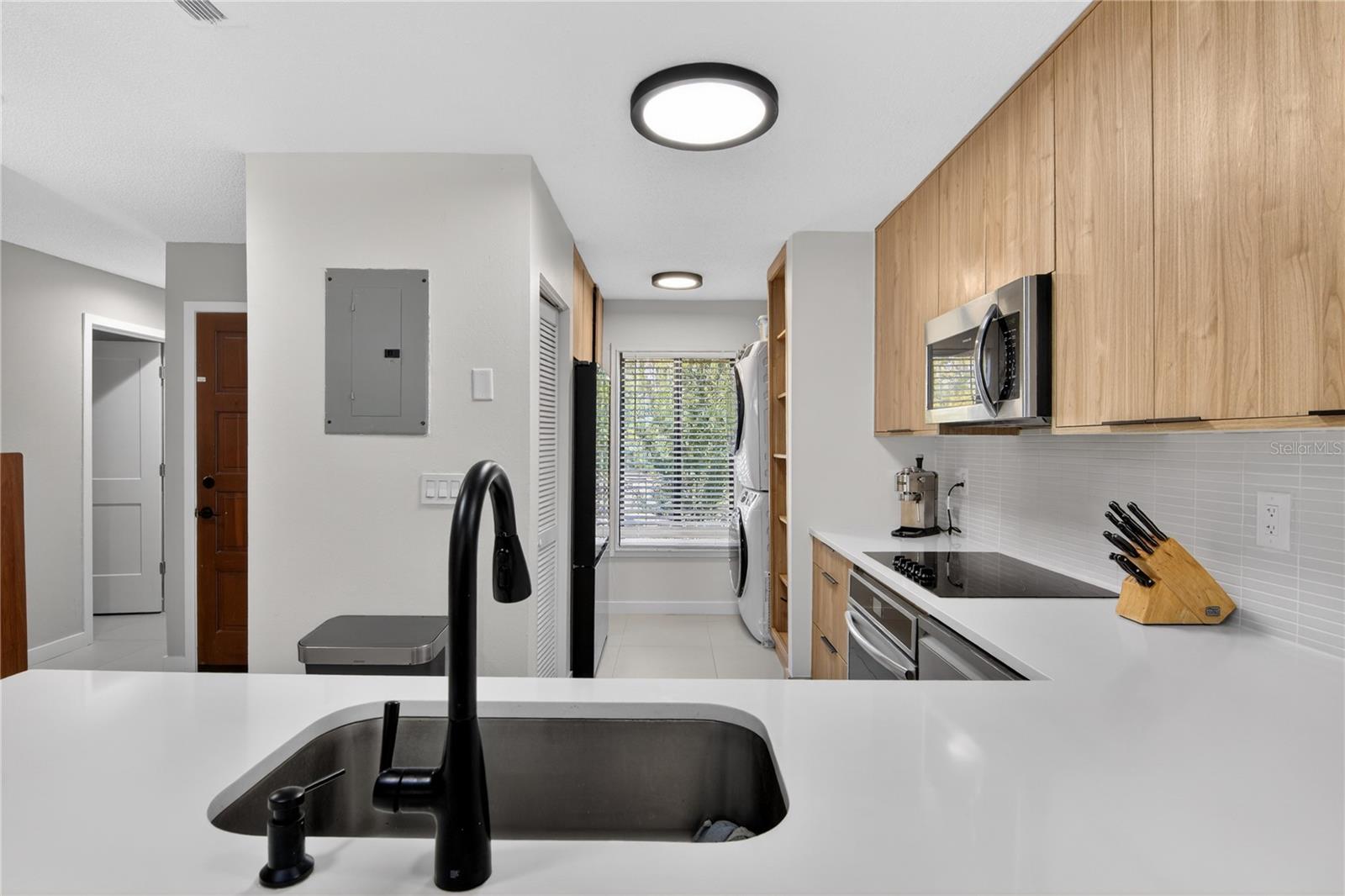 Image 6 of 48 For 5356 Burning Tree Drive D-07-2