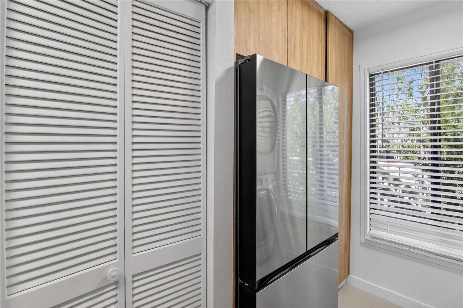 Image 8 of 48 For 5356 Burning Tree Drive D-07-2