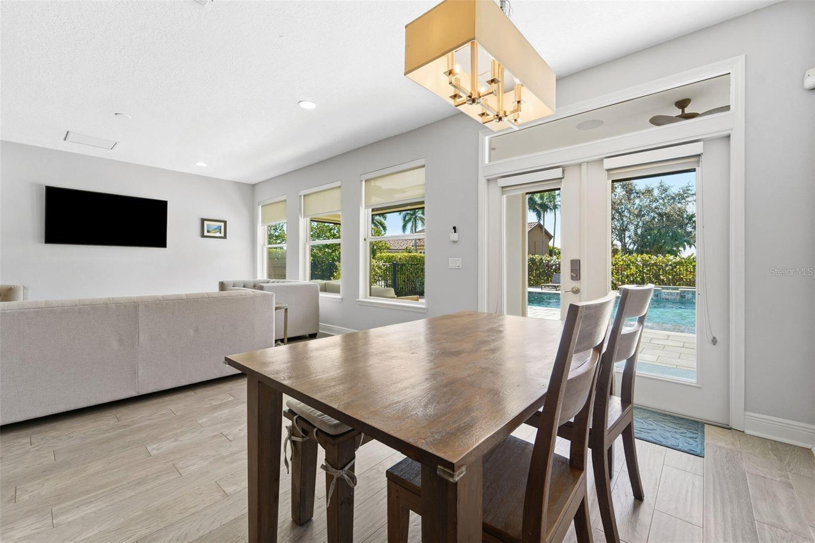 Image 12 of 58 For 302 Coco Plum Court