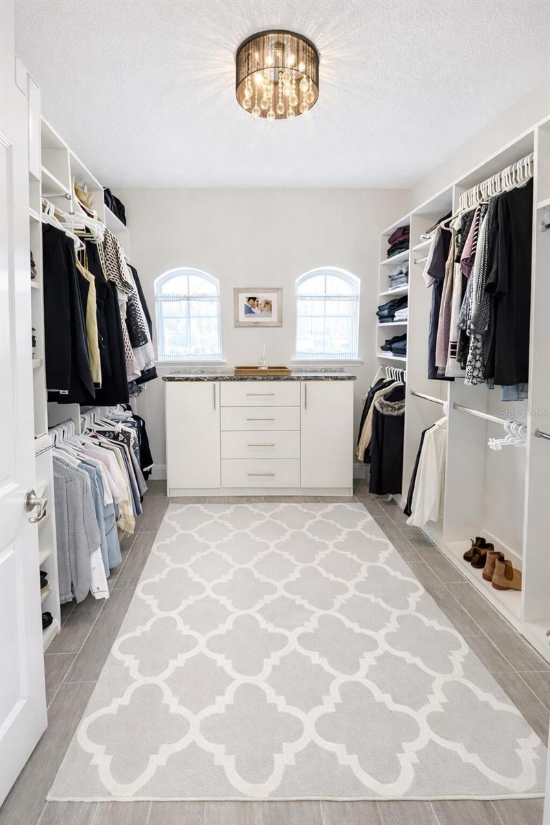 Image 20 of 58 For 302 Coco Plum Court