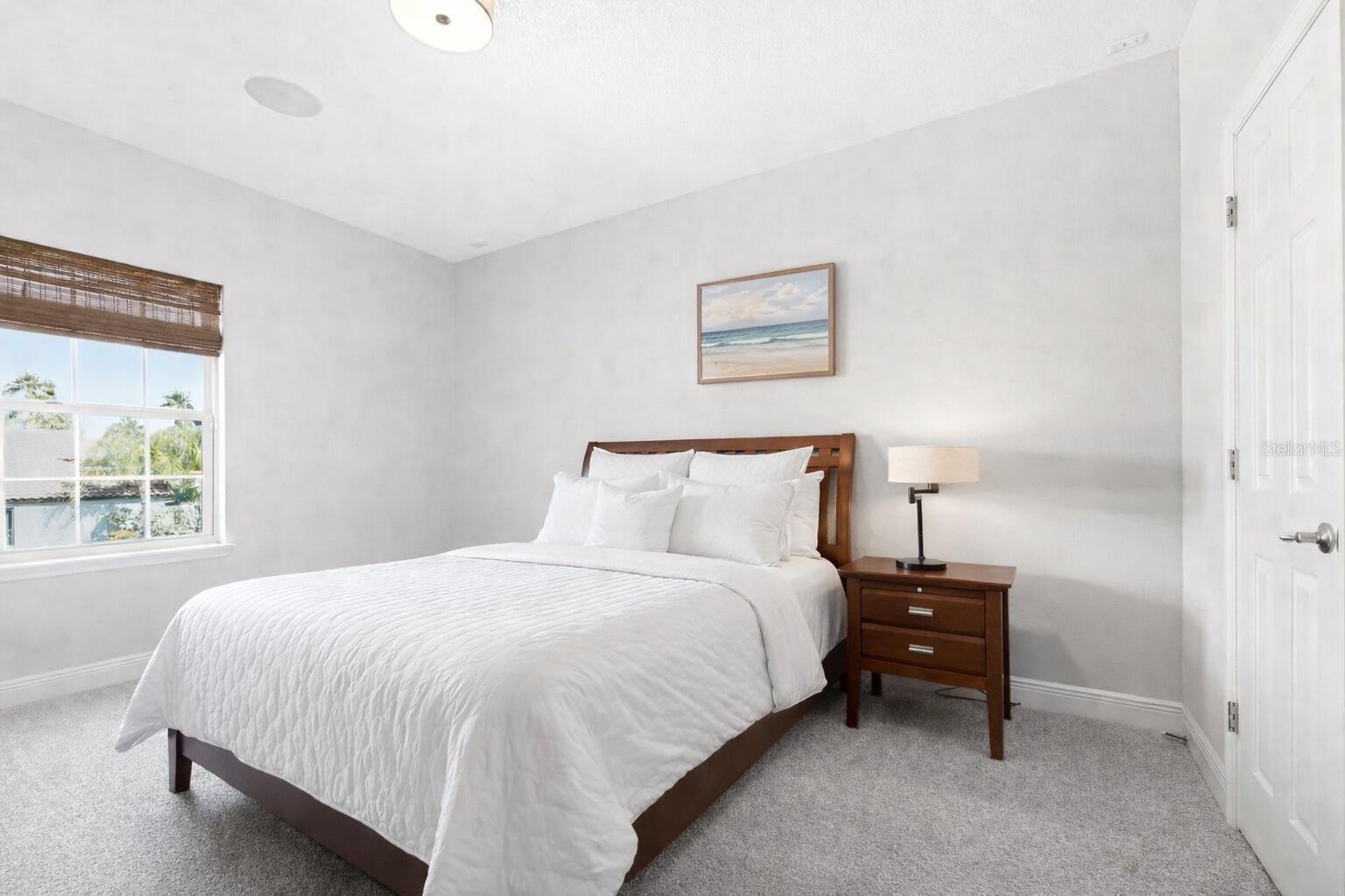 Image 34 of 58 For 302 Coco Plum Court