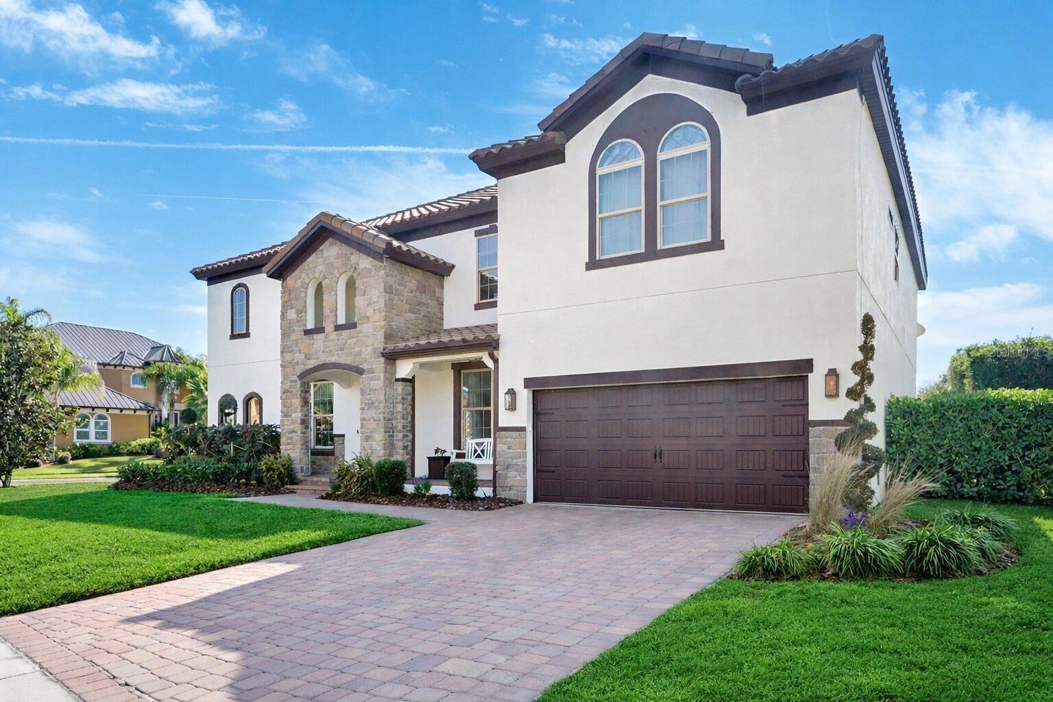 Image 4 of 58 For 302 Coco Plum Court