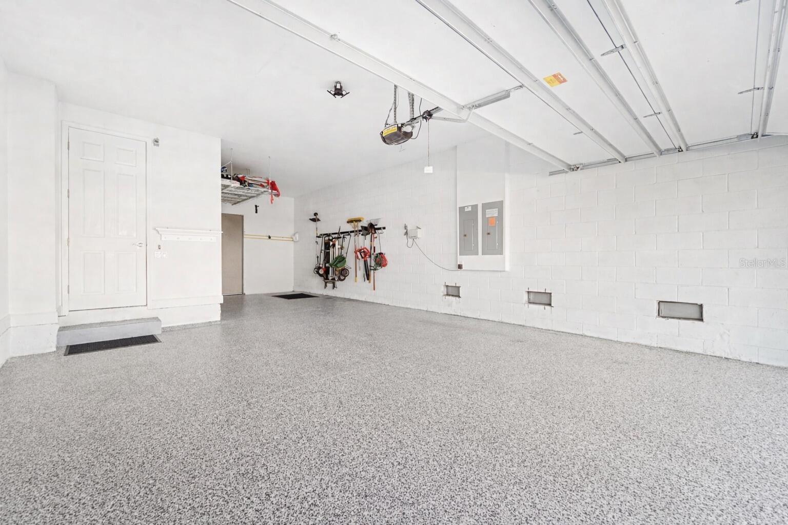 Image 43 of 58 For 302 Coco Plum Court