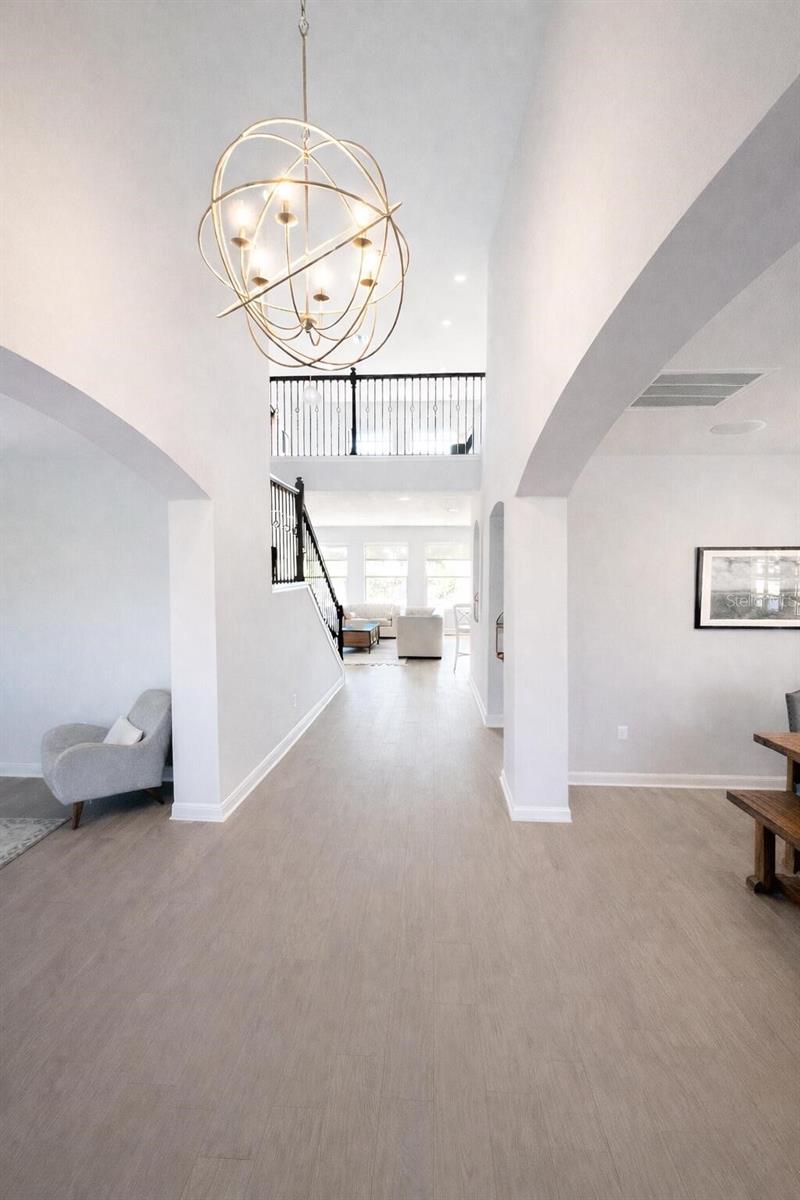 Image 5 of 58 For 302 Coco Plum Court