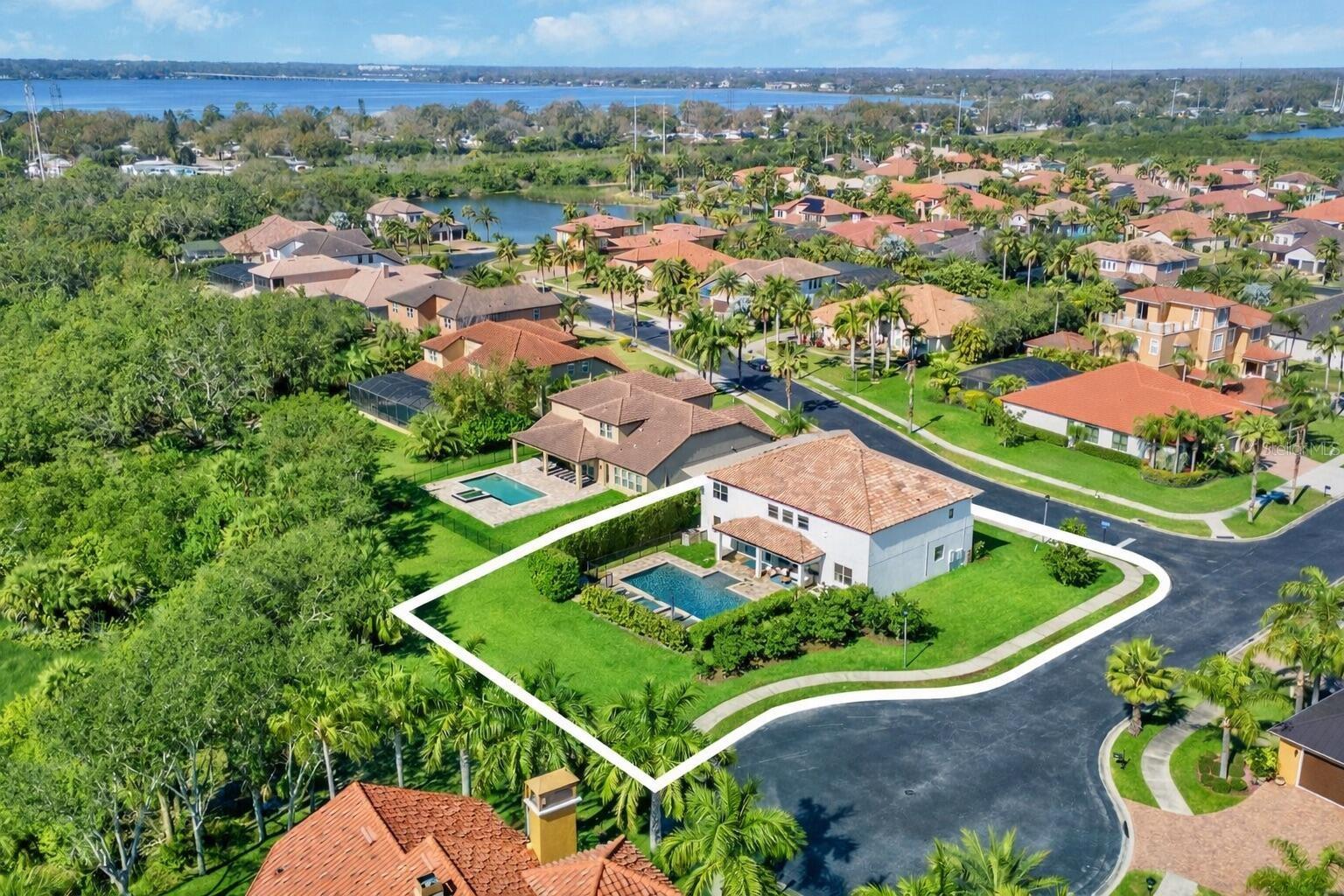 Image 50 of 58 For 302 Coco Plum Court