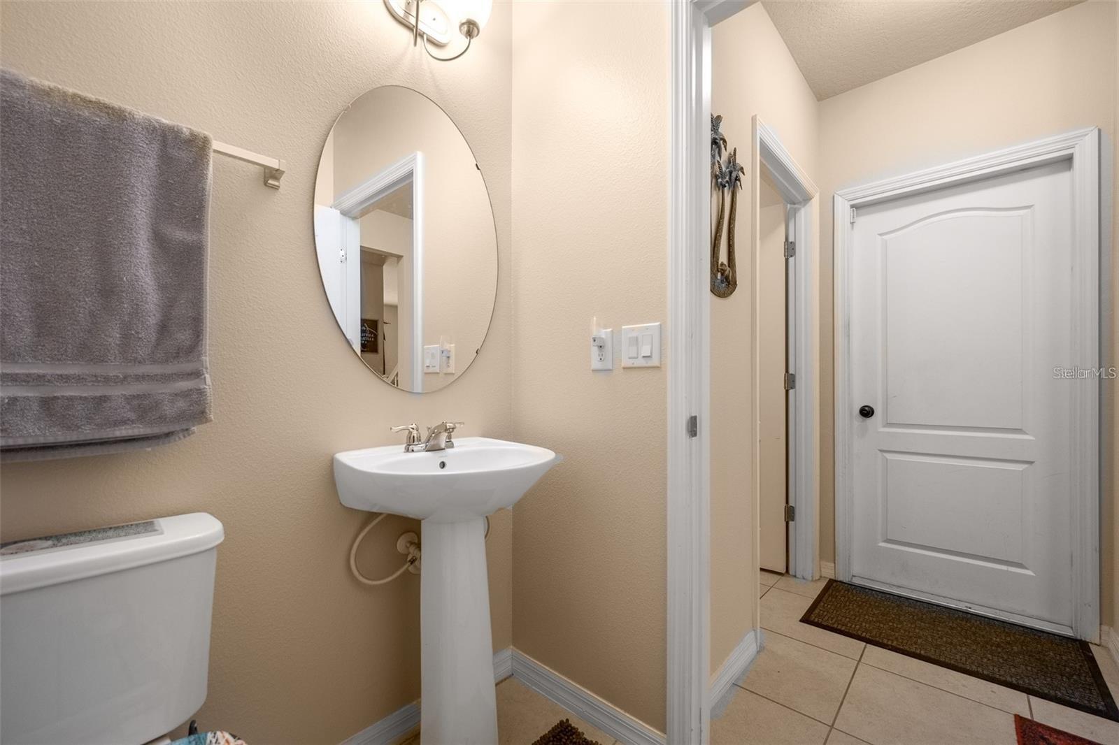 Image 18 of 25 For 5128 Grassy Knoll Drive