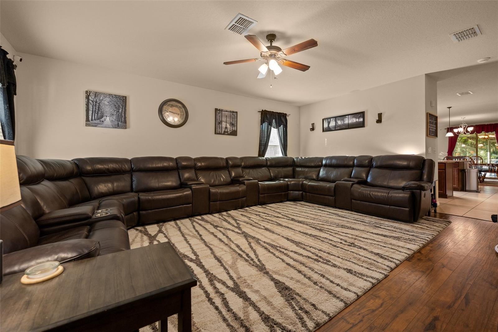 Image 8 of 25 For 5128 Grassy Knoll Drive