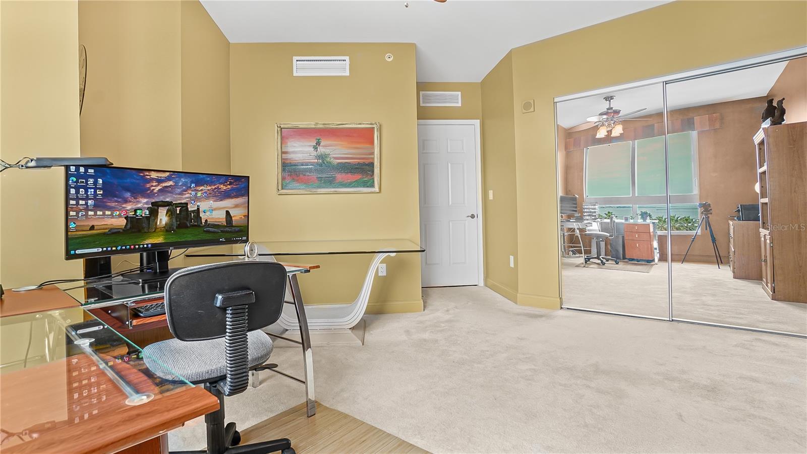 Image 27 of 49 For 241 Riverside Drive 502