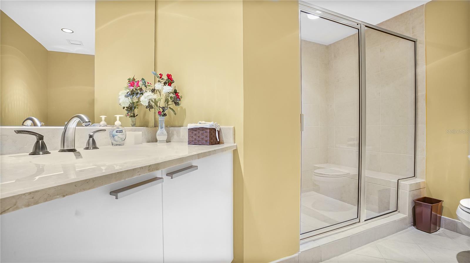 Image 28 of 49 For 241 Riverside Drive 502