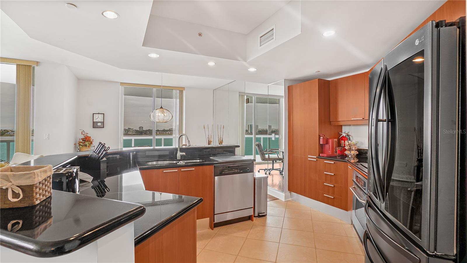 Image 34 of 49 For 241 Riverside Drive 502