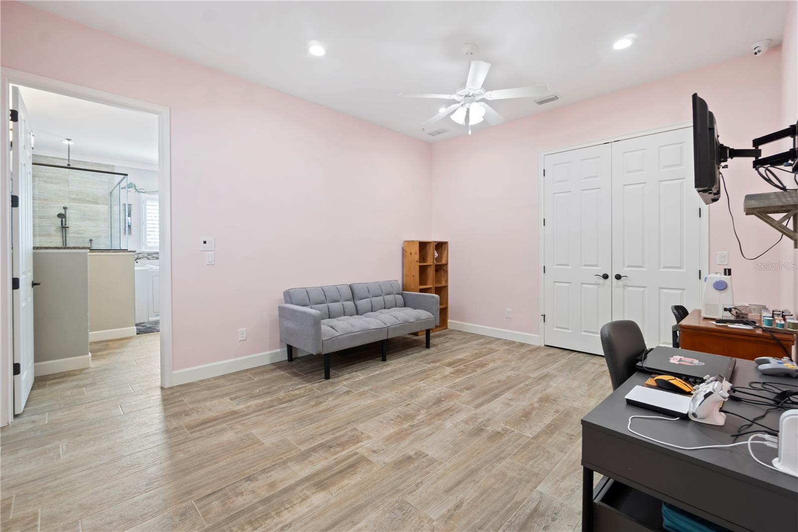 Image 41 of 79 For 1440 Shady Meadow Lane