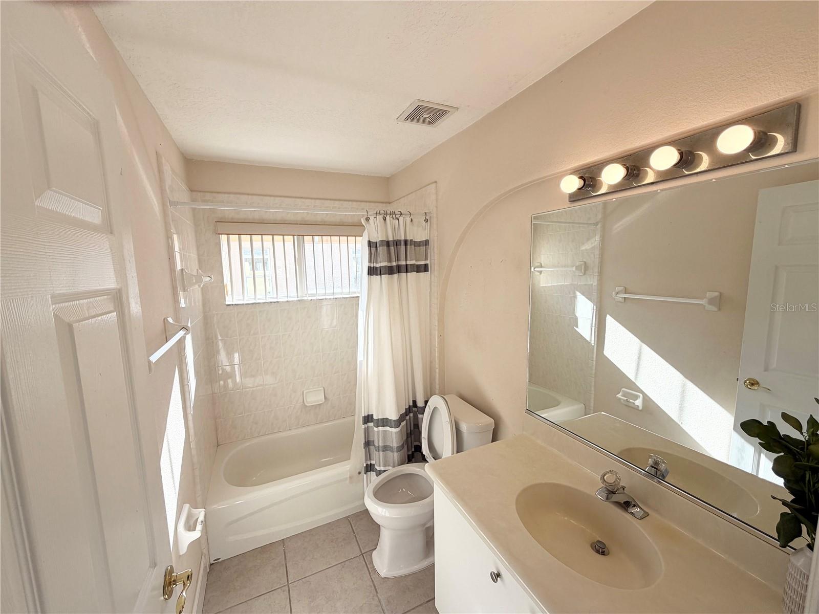 Image 22 of 32 For 1304 Crepe Myrtle Lane