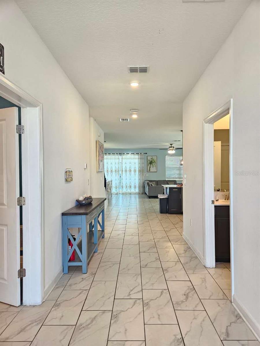 Image 4 of 61 For 1265 Challenge Drive