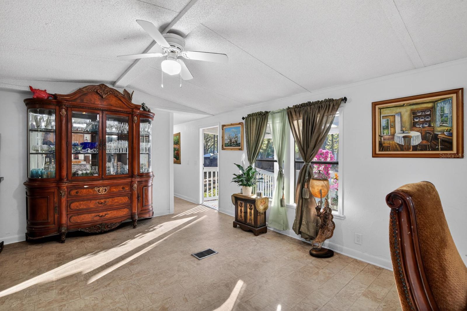 Image 12 of 38 For 2522 121st Avenue