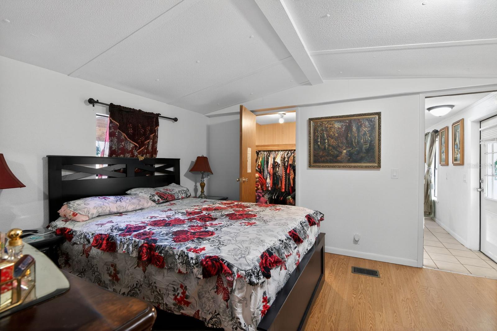 Image 16 of 38 For 2522 121st Avenue