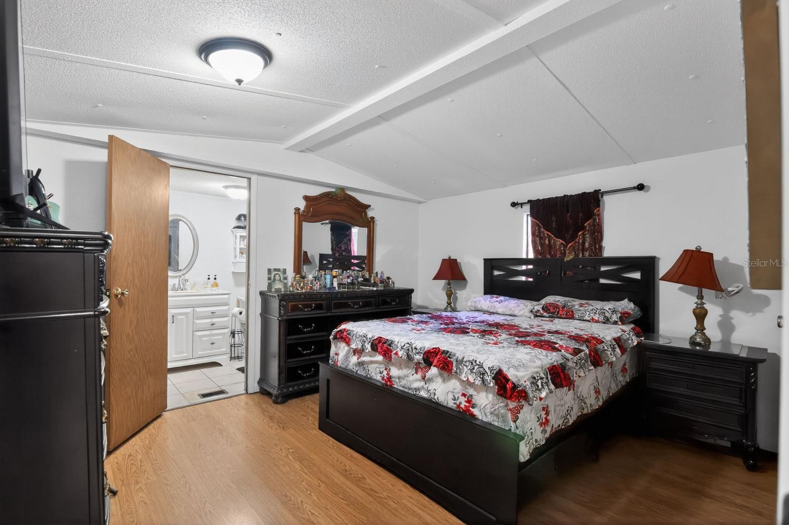 Image 17 of 38 For 2522 121st Avenue