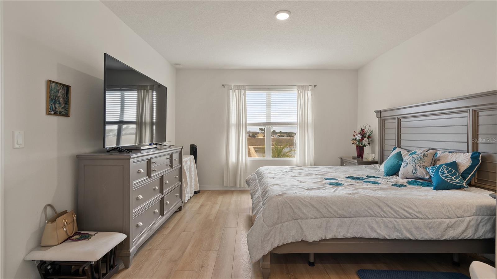 Image 21 of 59 For 2429 White Poppy Drive