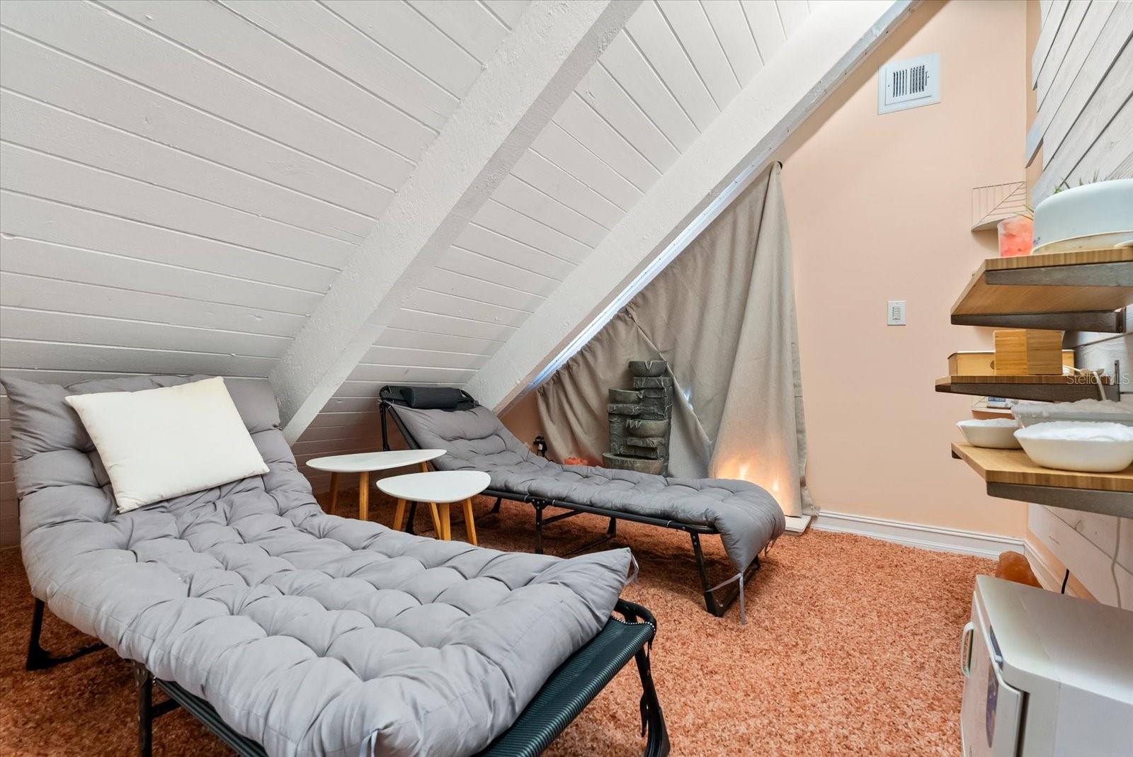 Image 14 of 35 For 8255 Lake Underhill Road