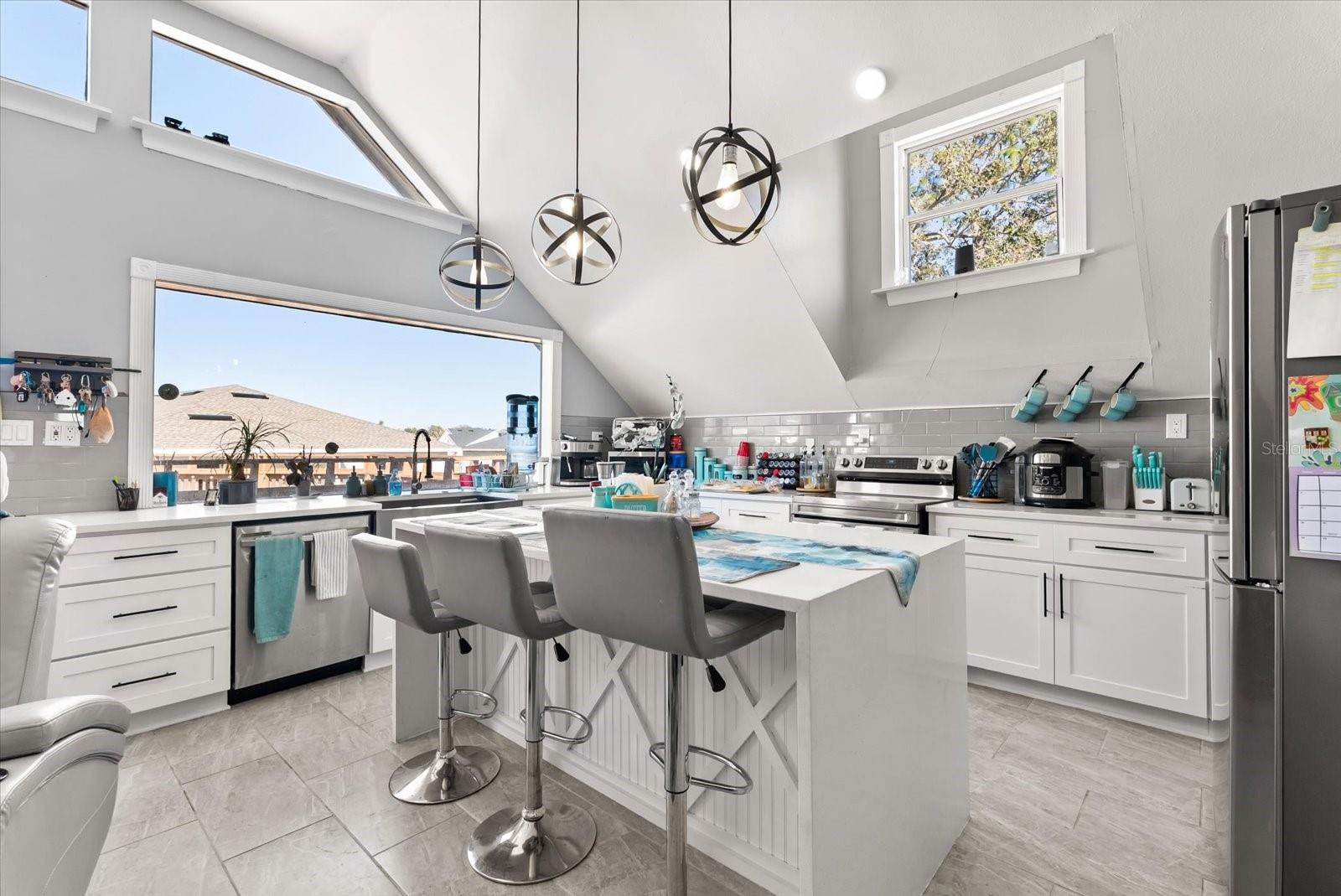 Image 24 of 35 For 8255 Lake Underhill Road