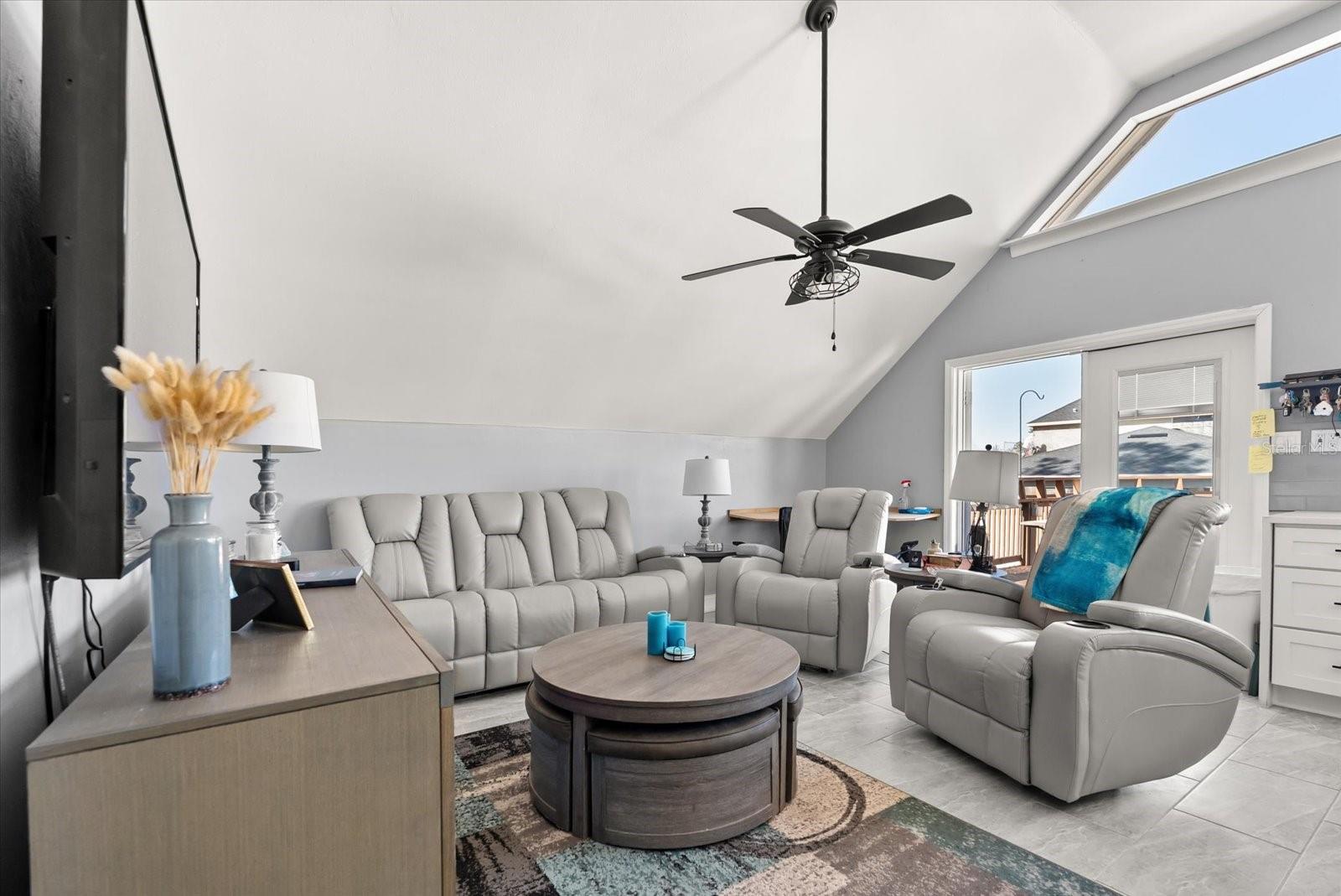 Image 26 of 35 For 8255 Lake Underhill Road