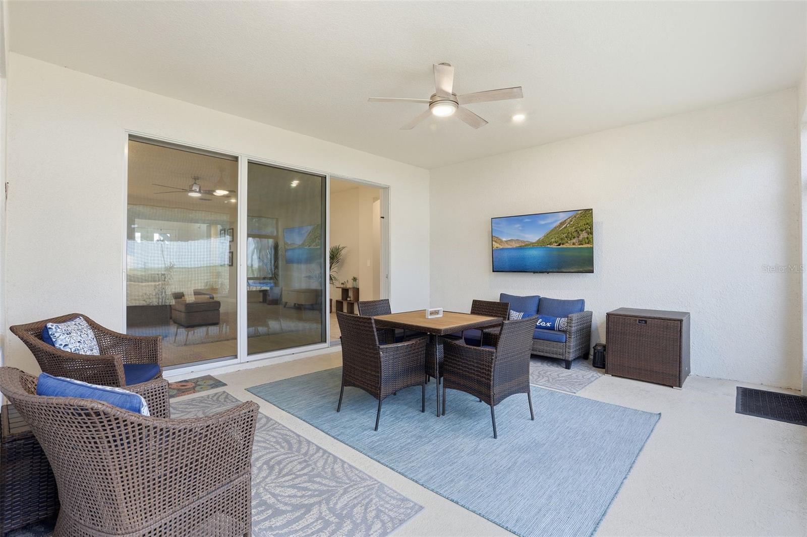 Image 43 of 56 For 1271 Waterview Ridge Circle