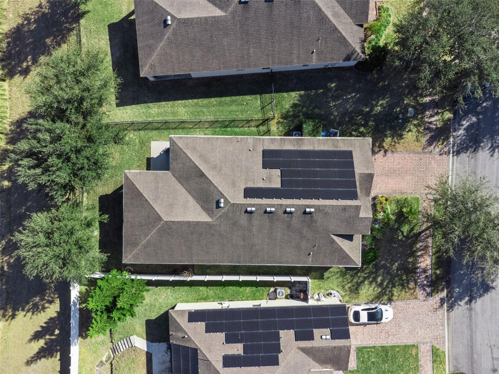 Image 35 of 42 For 308 Lake Davenport Circle