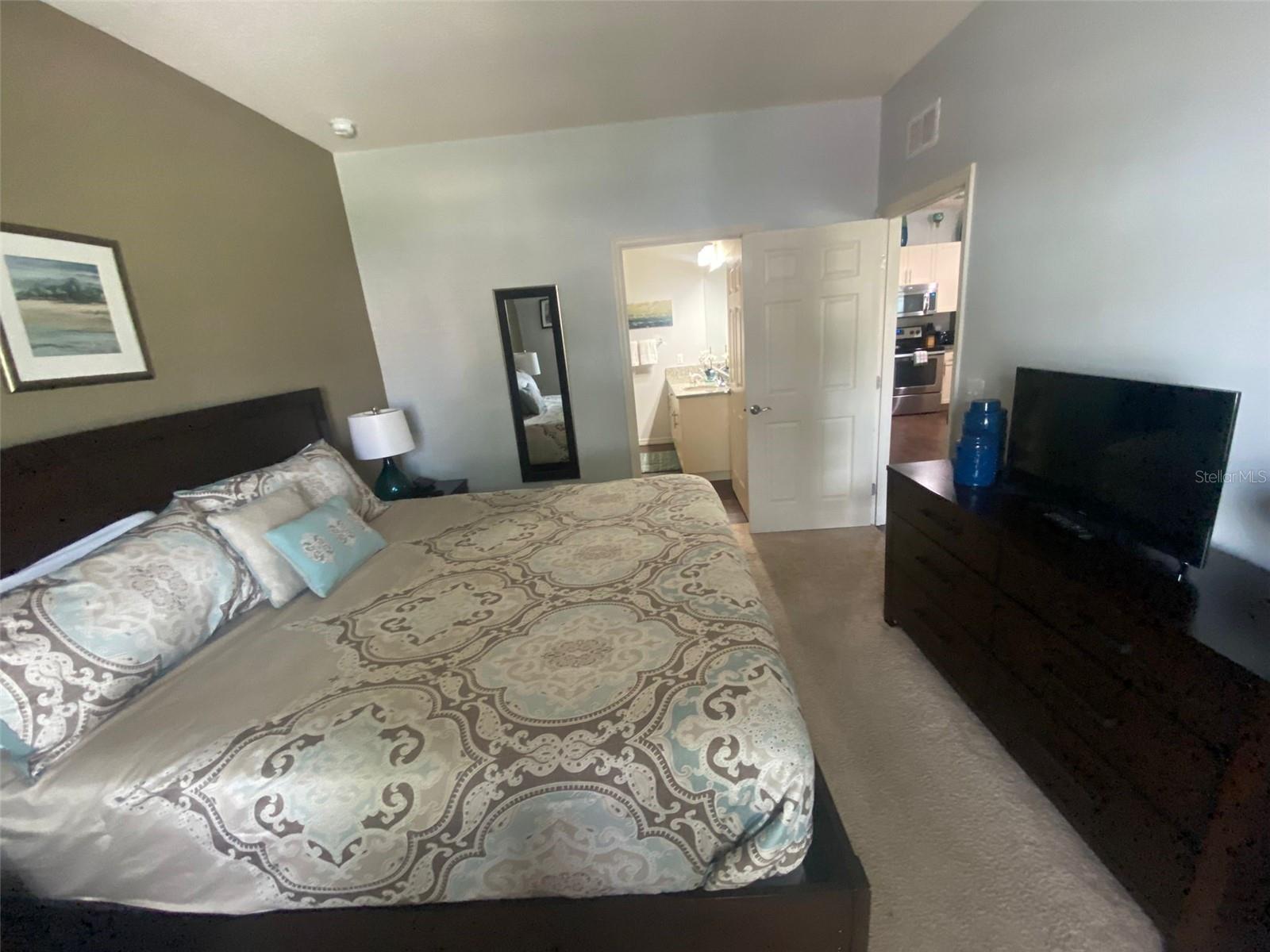 Image 3 of 19 For 3226 Wish Avenue