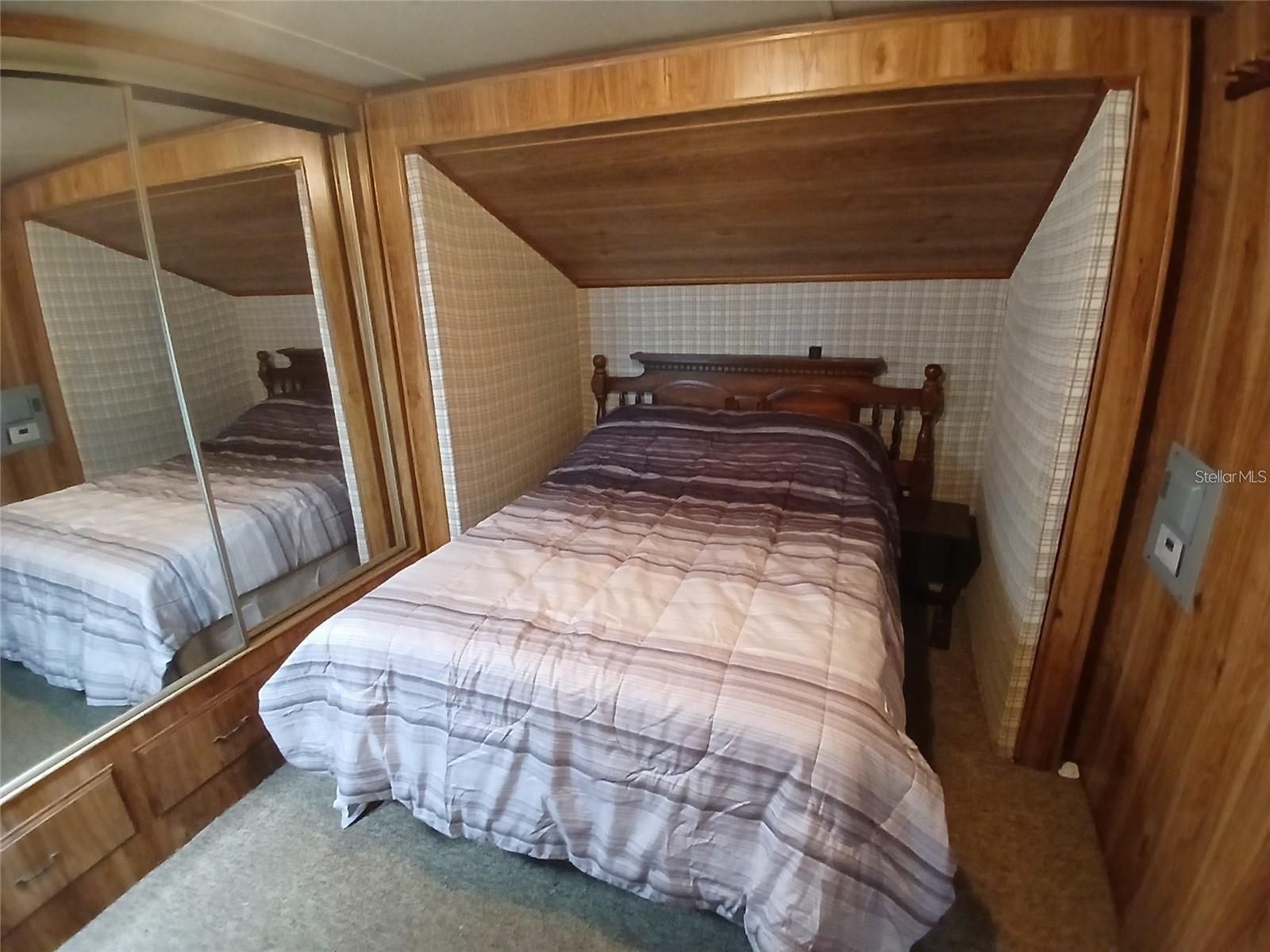 Image 11 of 20 For 38026 Bluebird Circle