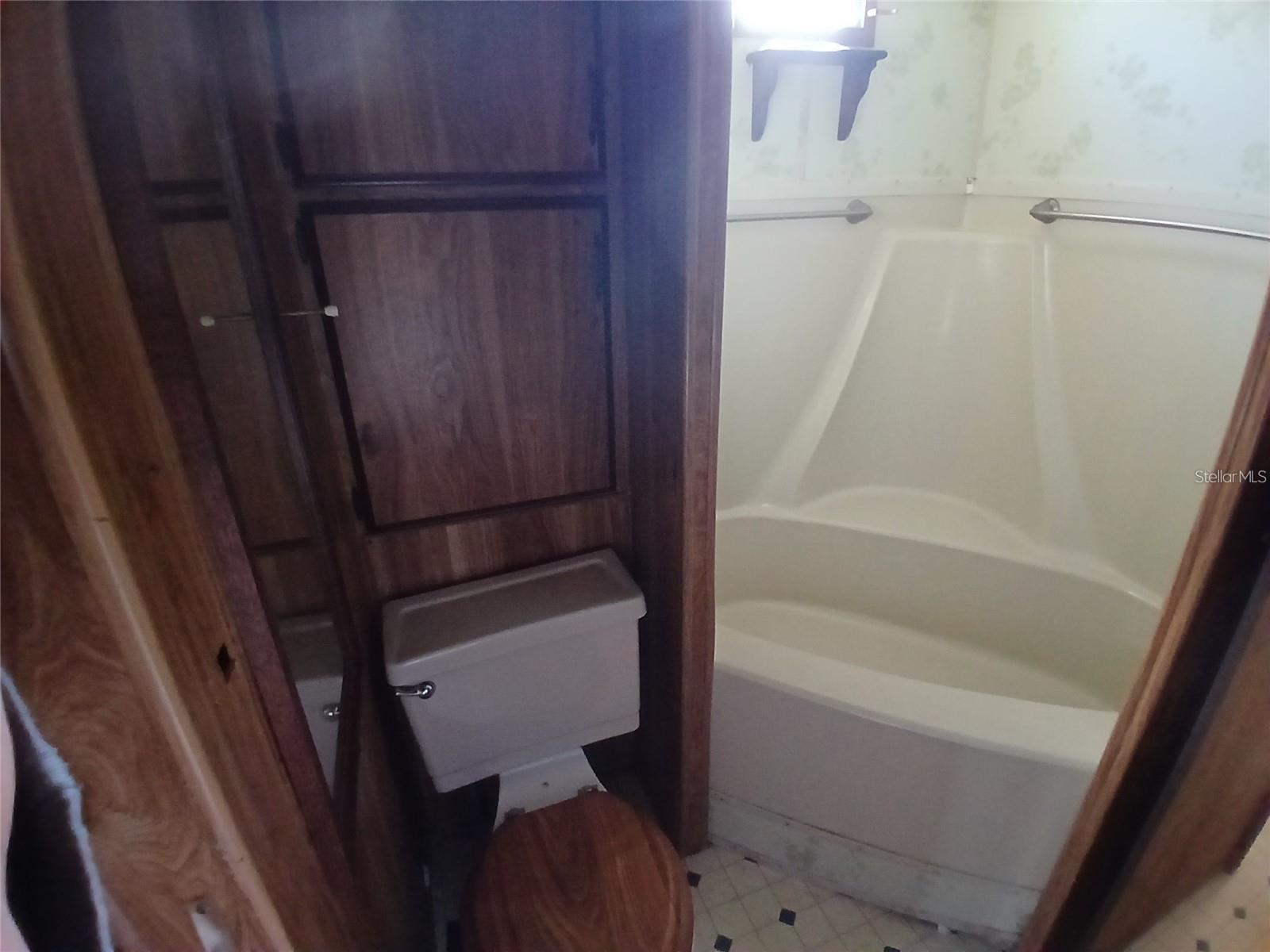 Image 6 of 20 For 38026 Bluebird Circle