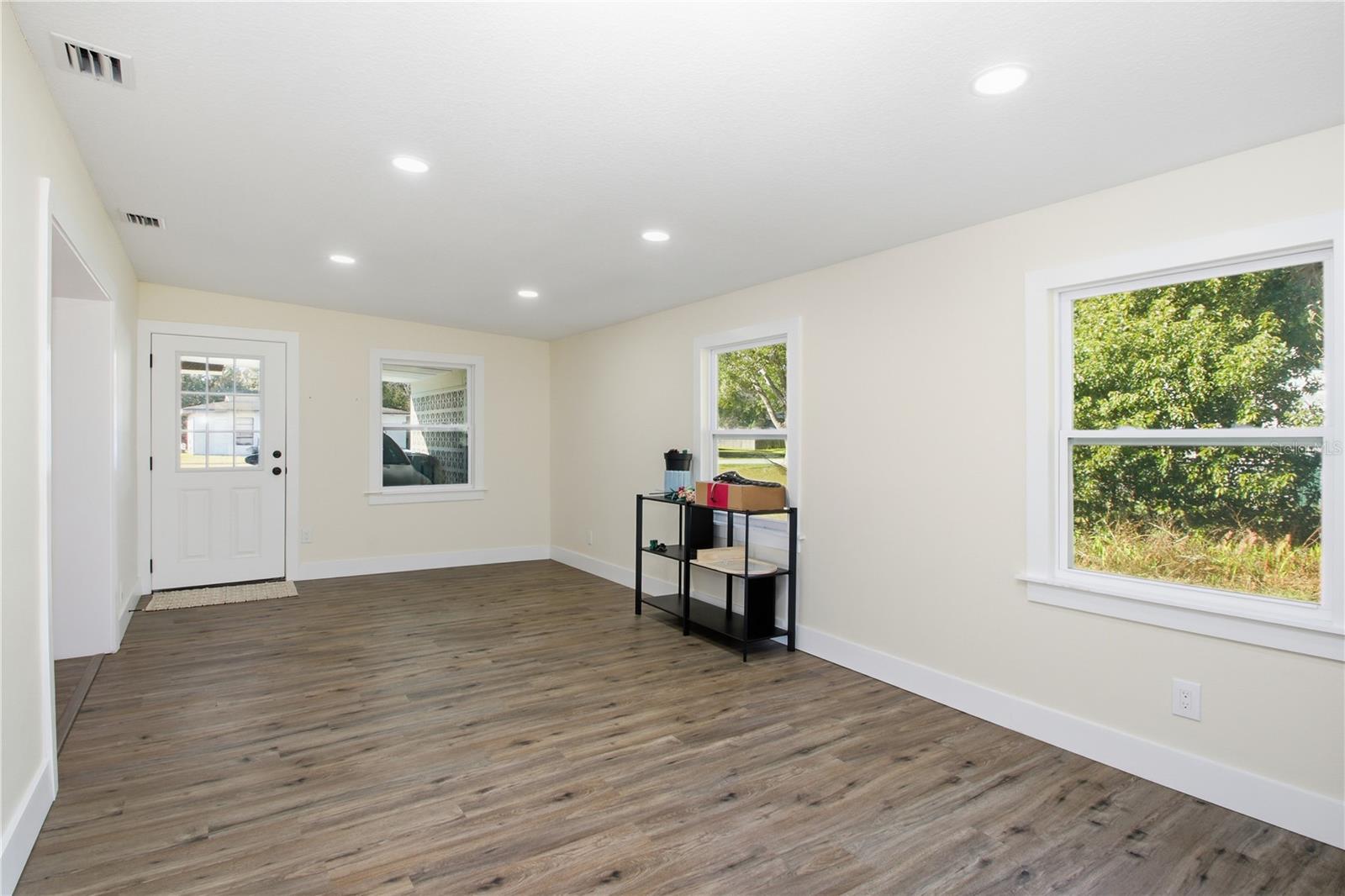 Image 23 of 27 For 1509 Gold Terrace