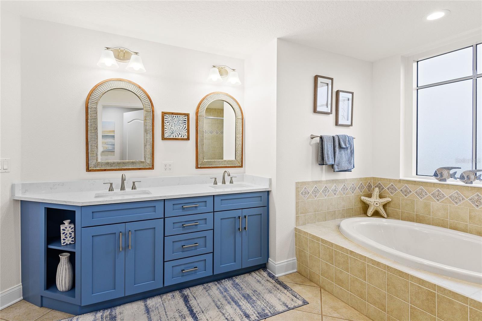 Image 31 of 60 For 263 Minorca Beach Way 301