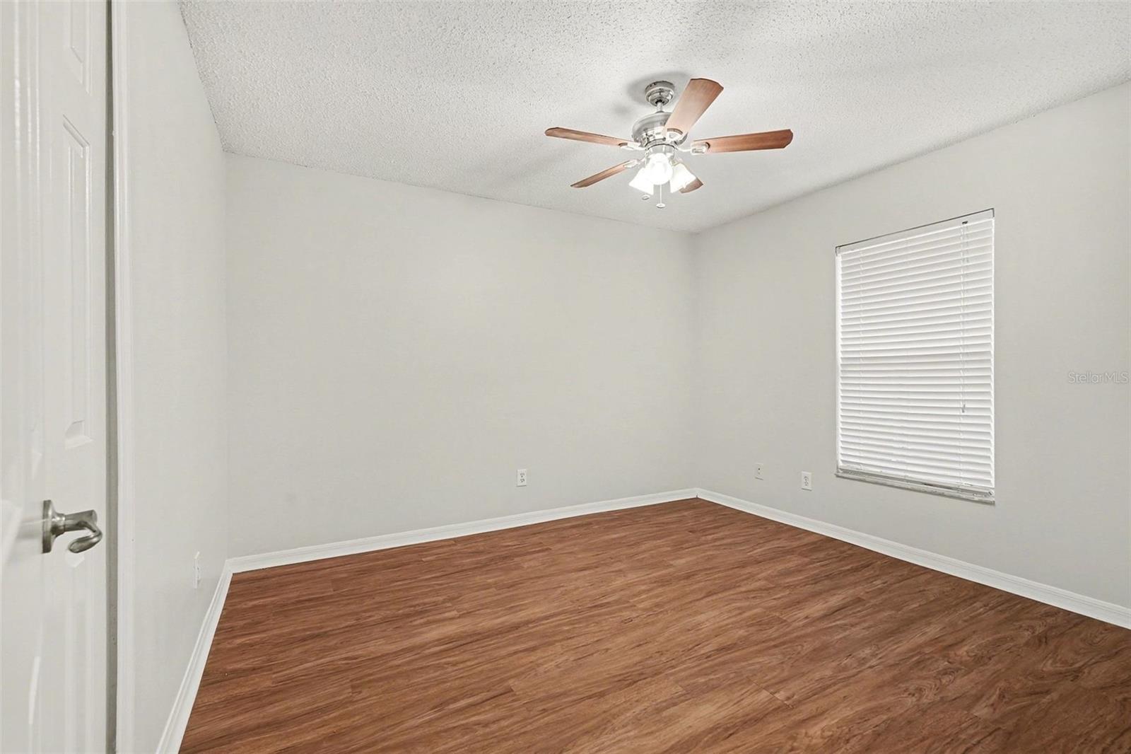 Image 16 of 27 For 10602 Beneva Drive