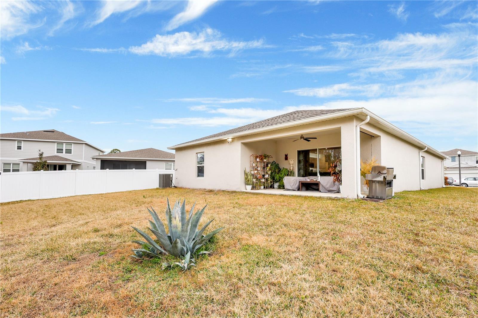 Image 3 of 29 For 585 Pink Ibis Bend