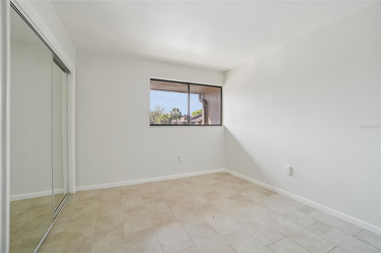 Image 25 of 42 For 705 Village Drive N 205