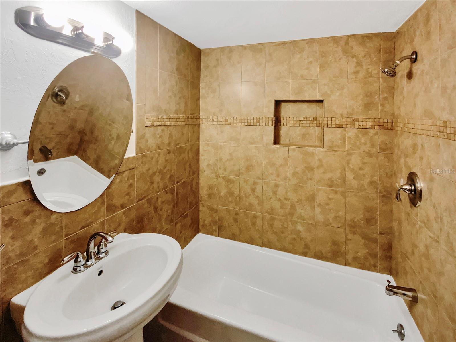 Image 26 of 42 For 705 Village Drive N 205